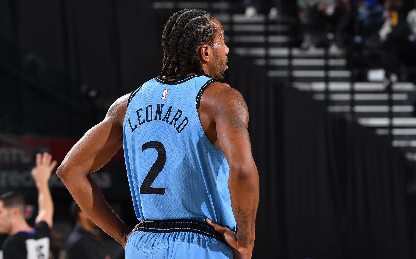 PG电子游戏-爵士绝杀立陶宛男篮,伦纳德高光表现